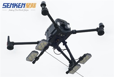 Córas Drone Soilsiú Tethered Inaistrithe: Réiteach Nuálaíoch Do Shoilsiú Gair...